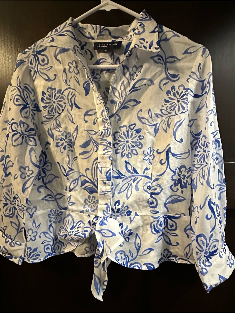 Jones New York White Button-Front Shirt with Blue Floral Print